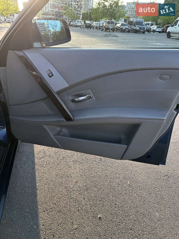 Універсал BMW 5 Series 2004 в Києві