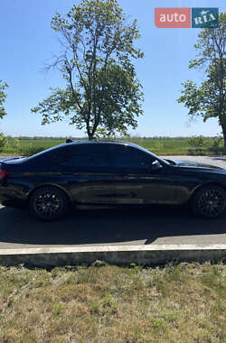 Седан BMW 5 Series 2012 в 