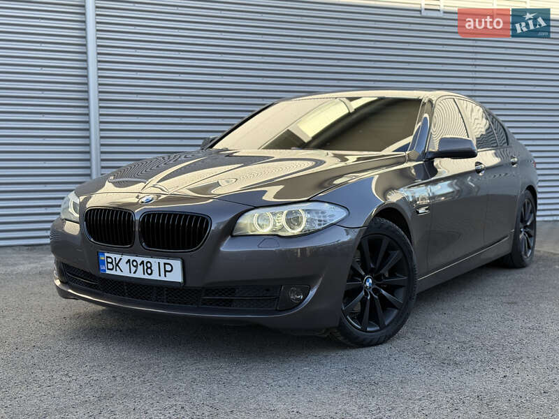 Седан BMW 5 Series 2012 в Рівному