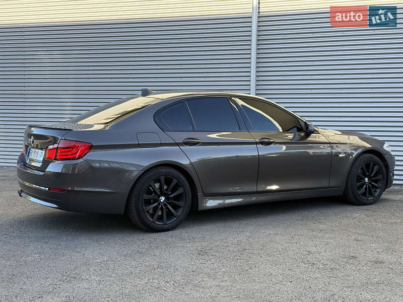 Седан BMW 5 Series 2012 в Рівному