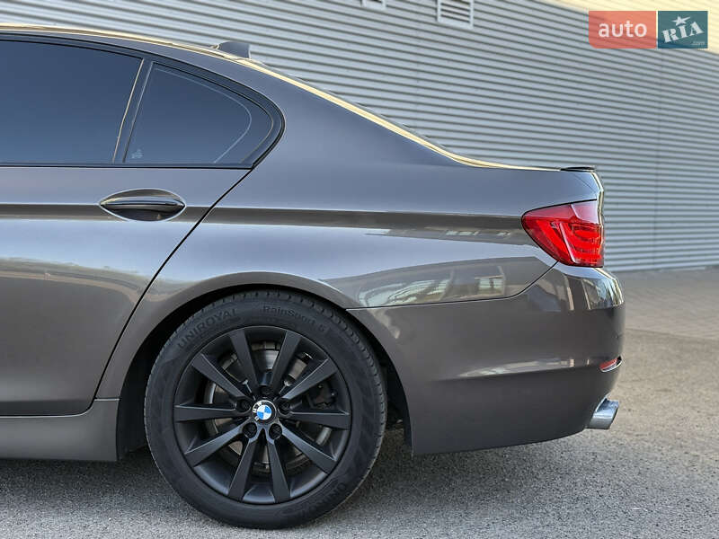 Седан BMW 5 Series 2012 в Рівному