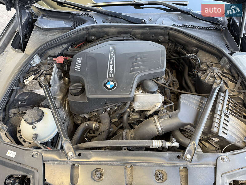 Седан BMW 5 Series 2012 в Рівному