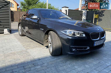 Седан BMW 5 Series 2016 в Киеве