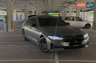 Седан BMW 5 Series 2021 в Киеве