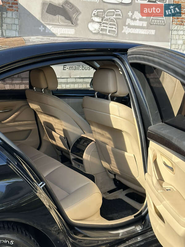 Седан BMW 5 Series 2013 в Львове