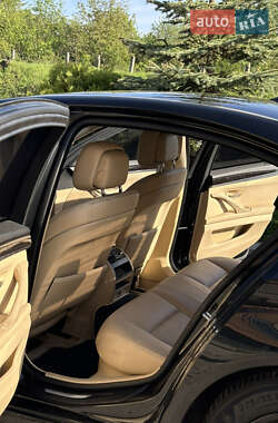 Седан BMW 5 Series 2013 в 