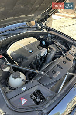 Седан BMW 5 Series 2013 в 