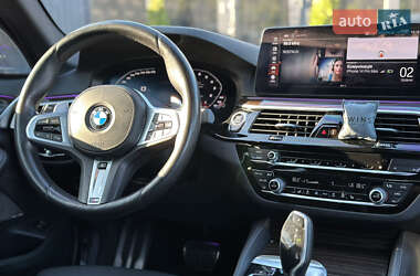 Седан BMW 5 Series 2020 в 