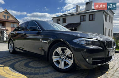 Седан BMW 5 Series 2012 в Львове