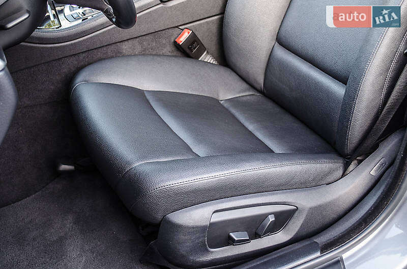 Седан BMW 5 Series 2015 в Житомире