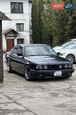 Седан BMW 5 Series 1995 в Хмельницькому