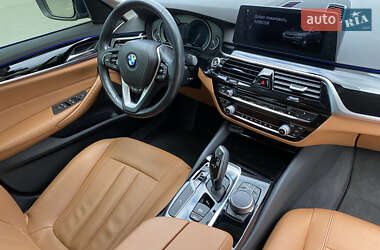 Седан BMW 5 Series 2017 в 