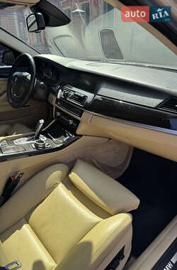 Седан BMW 5 Series 2011 в 