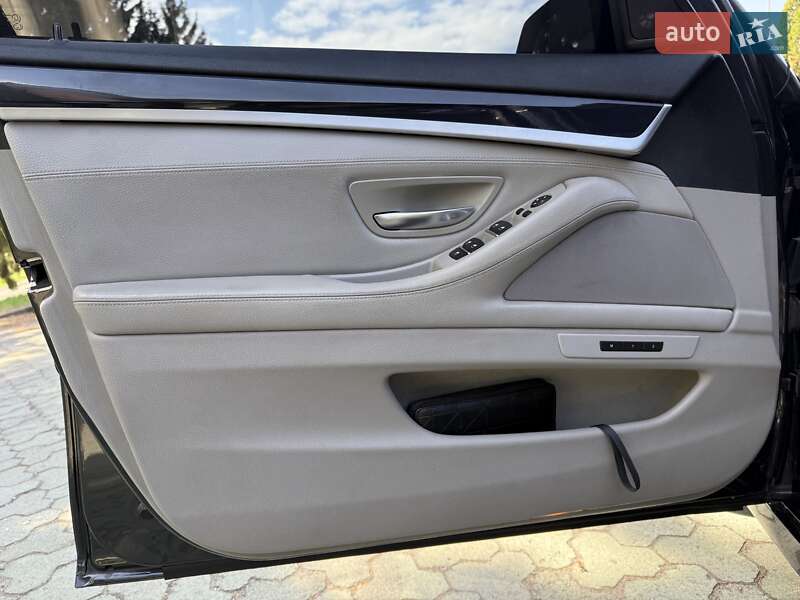 Универсал BMW 5 Series 2012 в Дубно
