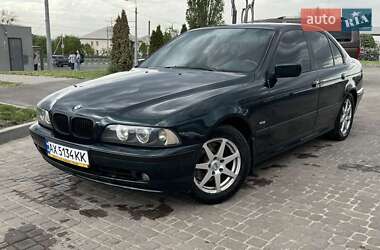 Седан BMW 5 Series 1998 в Харкові