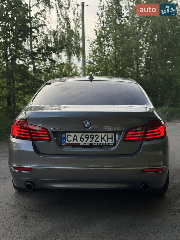 Седан BMW 5 Series 2015 в Умани