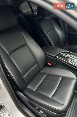Седан BMW 5 Series 2012 в 