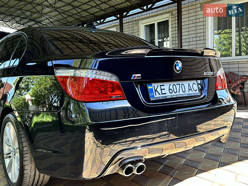 Седан BMW 5 Series 2009 в Новомосковську