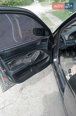 Седан BMW 5 Series 1998 в 