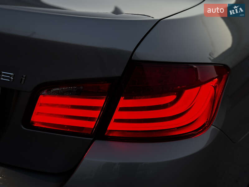 Седан BMW 5 Series 2012 в Житомире