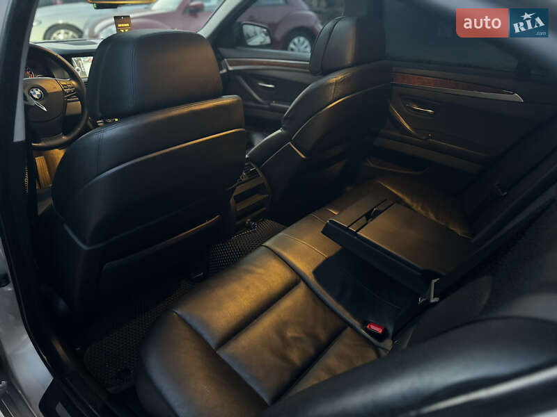 Седан BMW 5 Series 2012 в Житомире