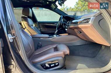 Седан BMW 5 Series 2017 в 