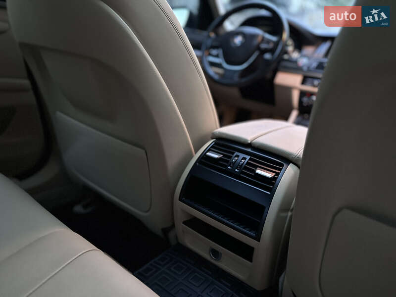 Седан BMW 5 Series 2013 в Каменец-Подольском