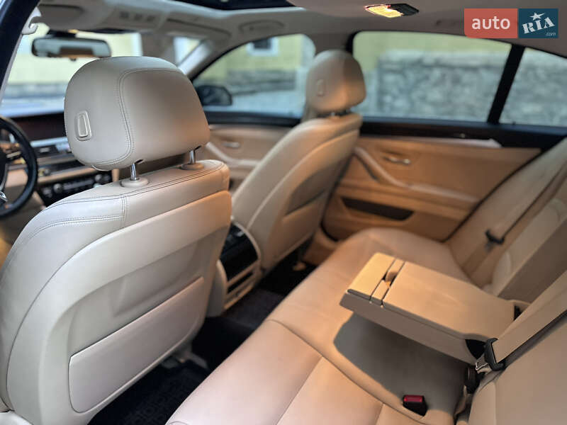Седан BMW 5 Series 2013 в Каменец-Подольском