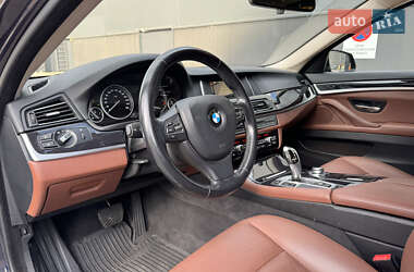 Седан BMW 5 Series 2016 в 