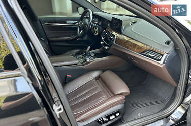 Седан BMW 5 Series 2017 в 