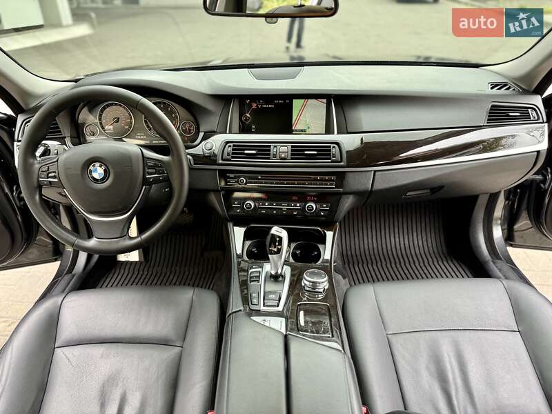 Седан BMW 5 Series 2015 в Днепре