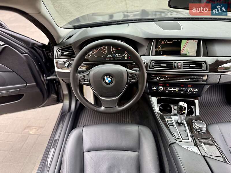 Седан BMW 5 Series 2015 в Днепре