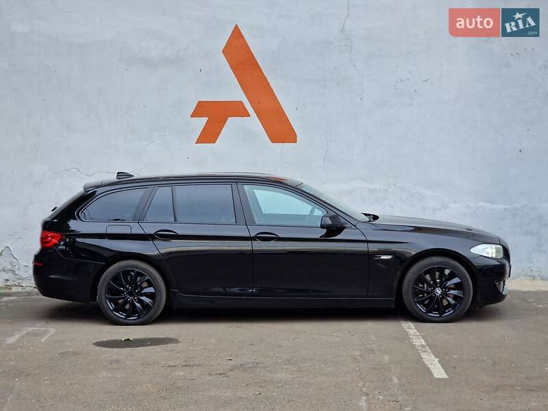 Универсал BMW 5 Series 2013 в Одессе