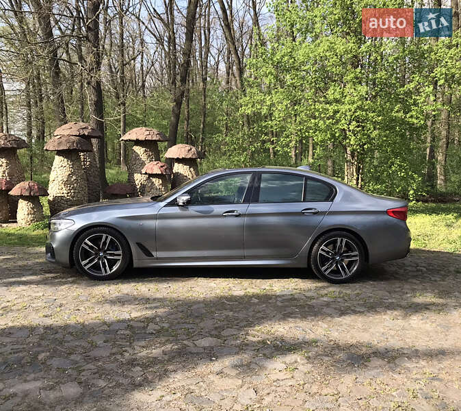 Седан BMW 5 Series 2017 в Киеве