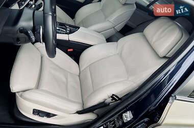 Седан BMW 5 Series 2010 в 