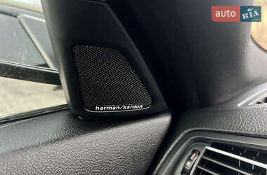 Седан BMW 5 Series 2010 в 