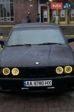Седан BMW 5 Series 1992 в 