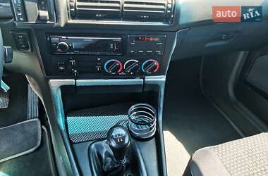 Седан BMW 5 Series 1989 в 