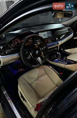 Седан BMW 5 Series 2012 в 
