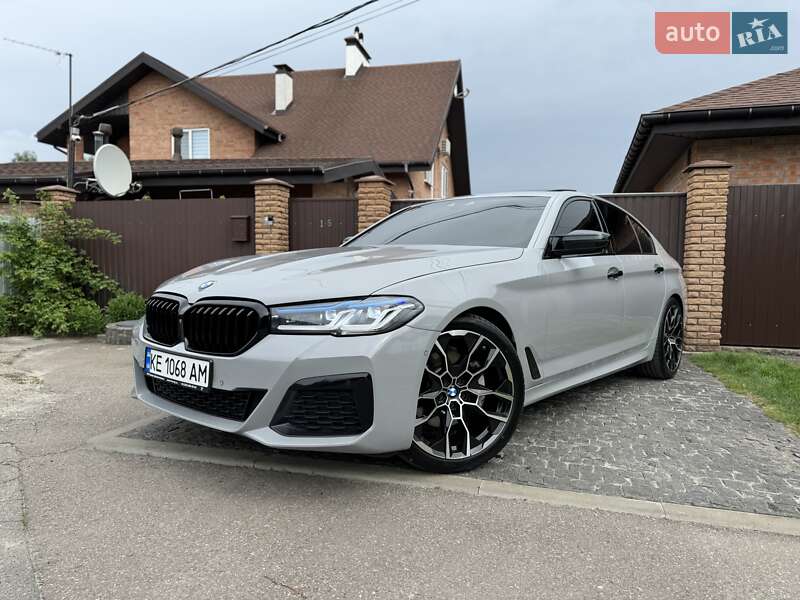 Седан BMW 5 Series 2017 в 