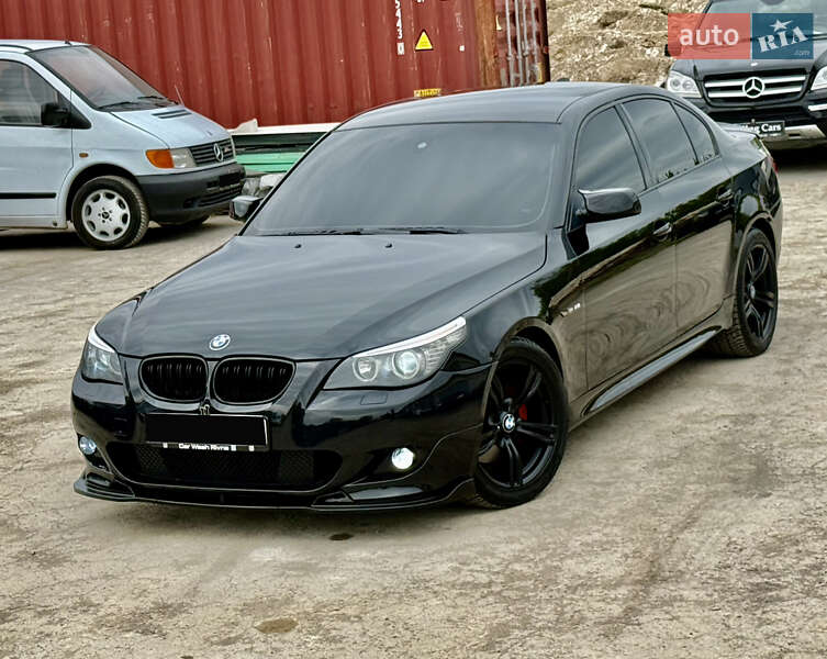 Седан BMW 5 Series 2009 в Ровно