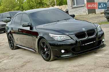 Седан BMW 5 Series 2009 в 