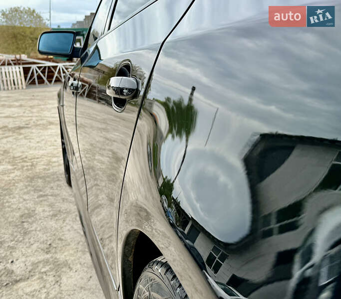 Седан BMW 5 Series 2009 в Ровно