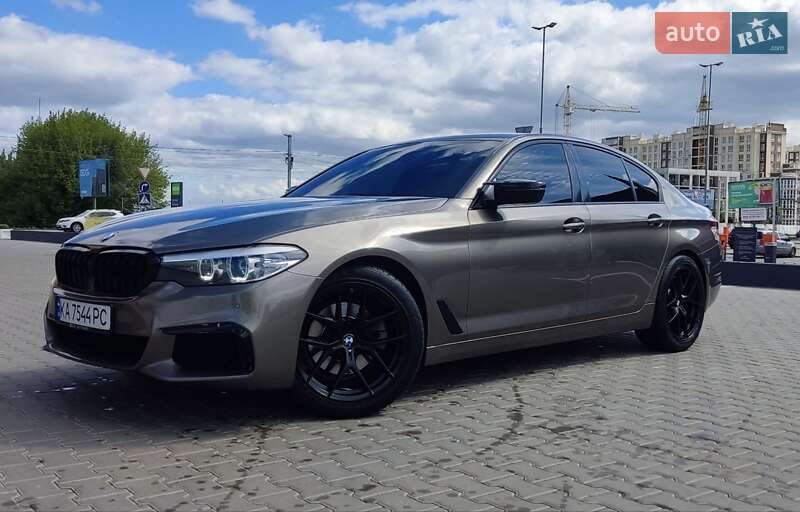 Седан BMW 5 Series 2017 в 