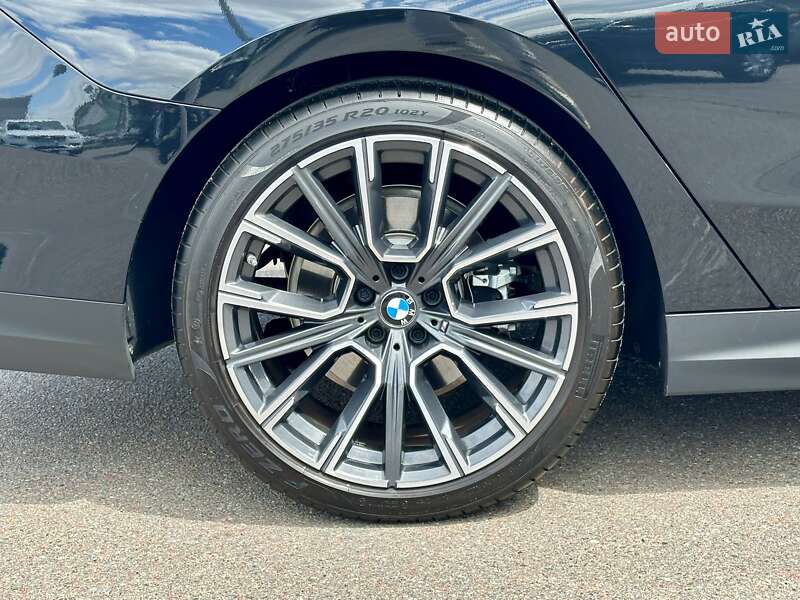Седан BMW 5 Series 2023 в Киеве