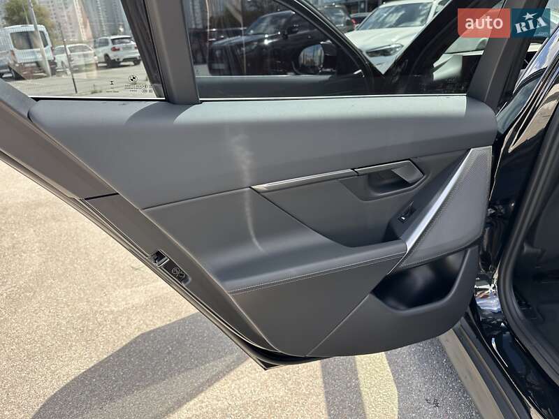 Седан BMW 5 Series 2023 в Киеве