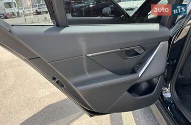 Седан BMW 5 Series 2023 в 