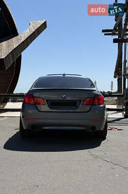 Седан BMW 5 Series 2011 в 
