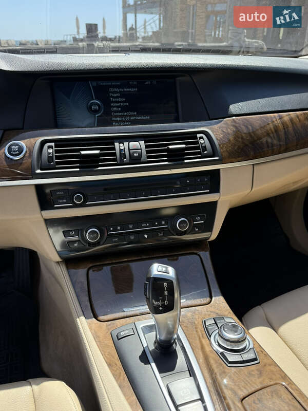 Седан BMW 5 Series 2011 в Одессе