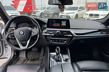 Седан BMW 5 Series 2019 в 